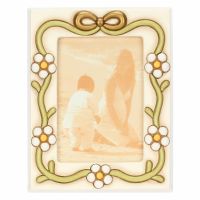 Ceramic photo frame with daisies and bow, medium