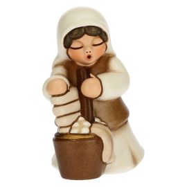 Washerwoman for Traditional Nativity Scene