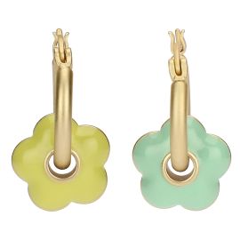 Round earrings with enamelled flower