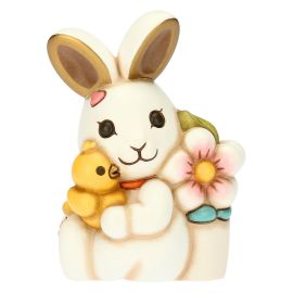 Häschen Joy niedlich mit Küken und Blumenvase